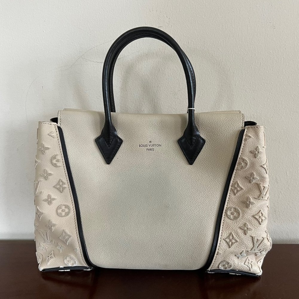 Louis Vuitton W PM Tote Veau Cachemire Vanille